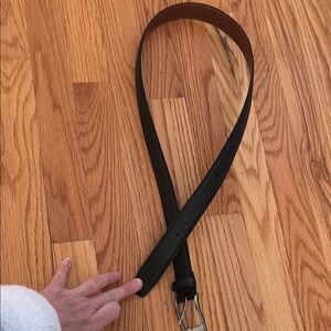 Perry Ellis Black  Leather belt  Elegant Design